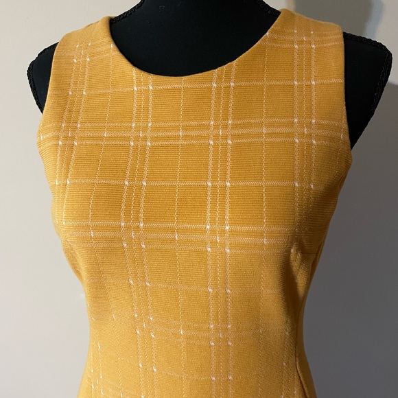 NWOT Ann Taylor Dress - Picture 3 of 6